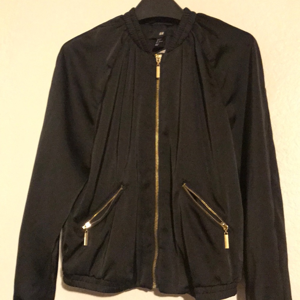 black bomber jacket